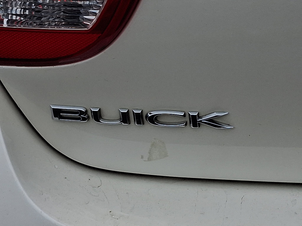 Used 2014 Buick Verano Convenience FWD image 16