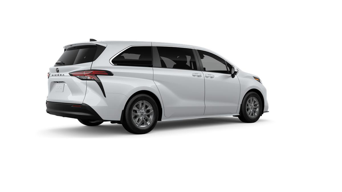 New 2026 Toyota Sienna LE FWD image 12