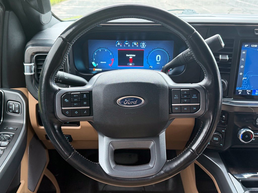 Used 2023 Ford F250 Lariat w/ Sport Appearance Package AWD/4WD image 14