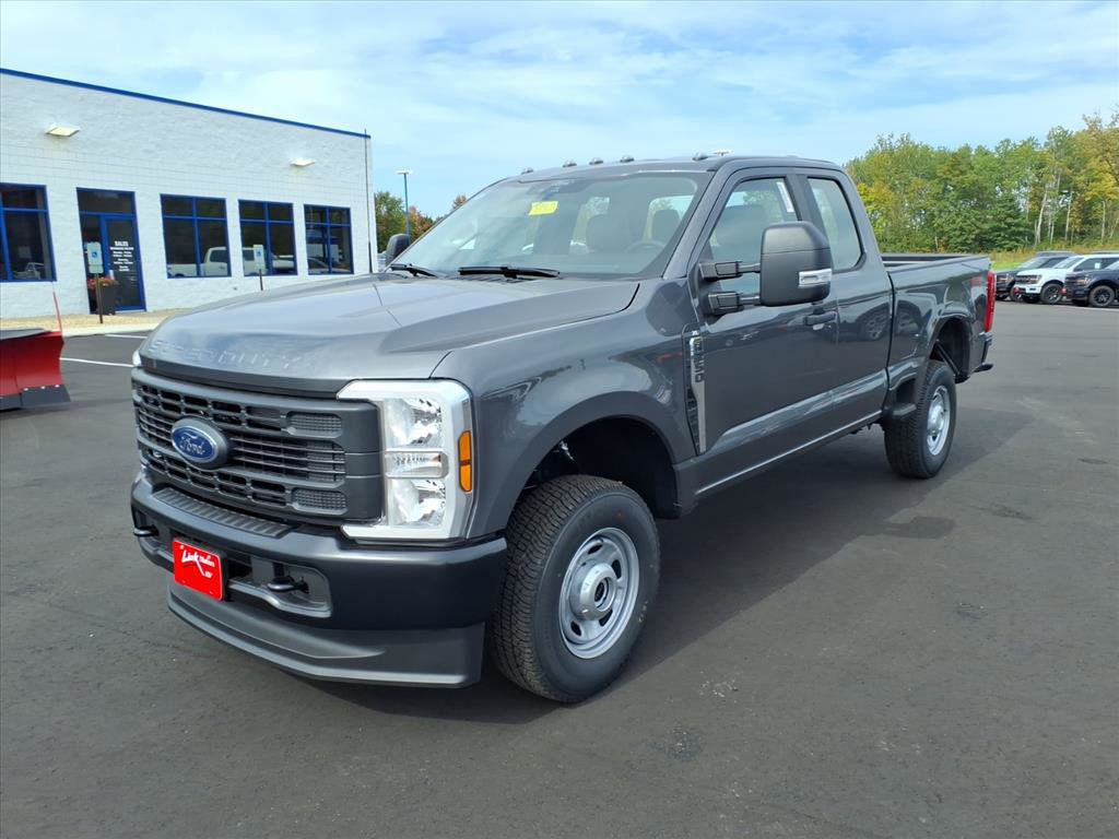 New 2026 Ford F250 XL image 1