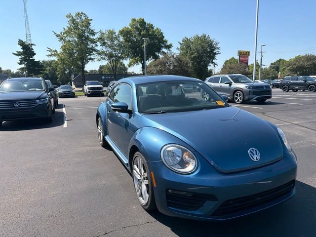 Used 2019 Volkswagen Beetle 2.0T S FWD image 10