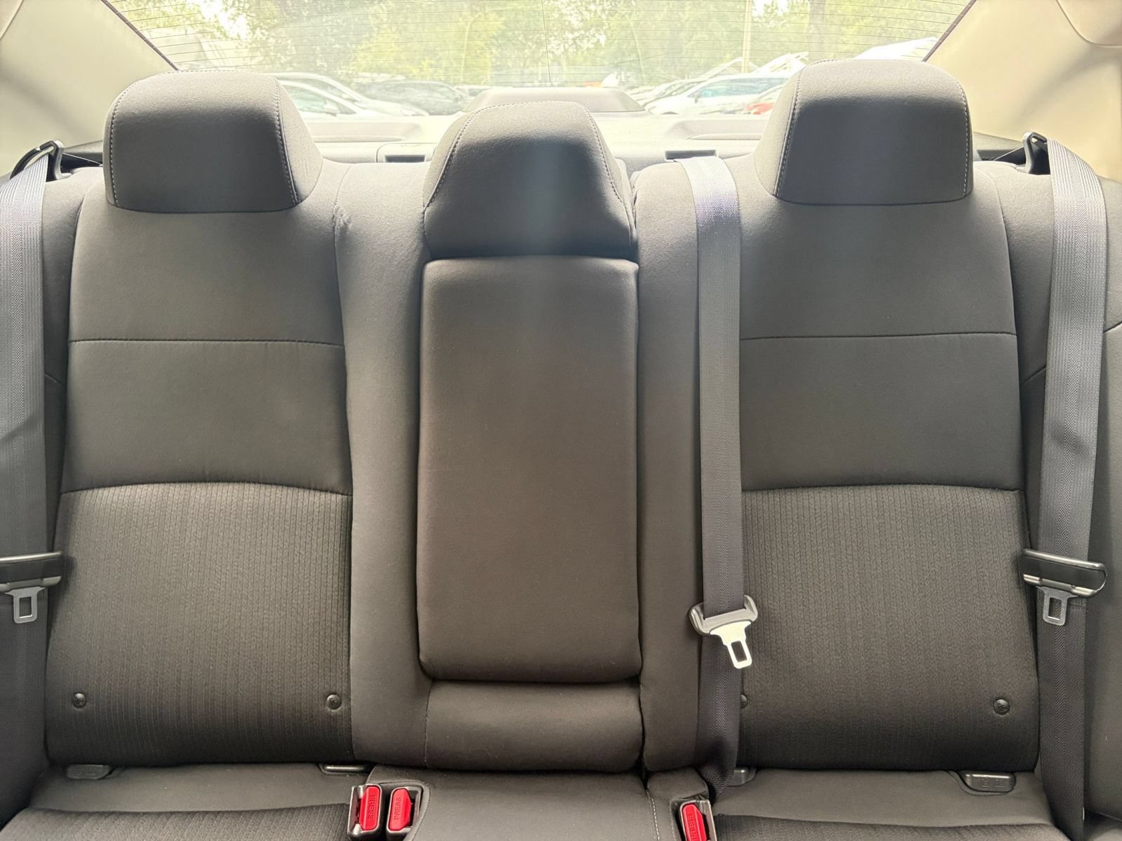 Used 2025 Nissan Altima 2.5 SV FWD image 38