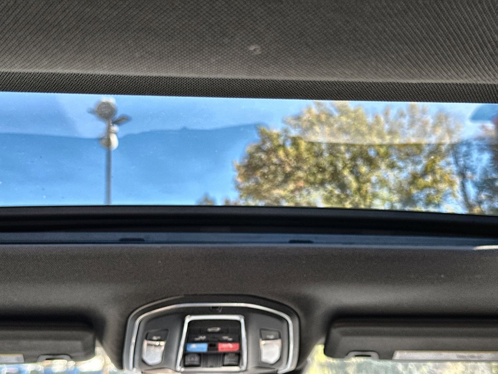 New 2025 Jeep Grand Cherokee Laredo image 22