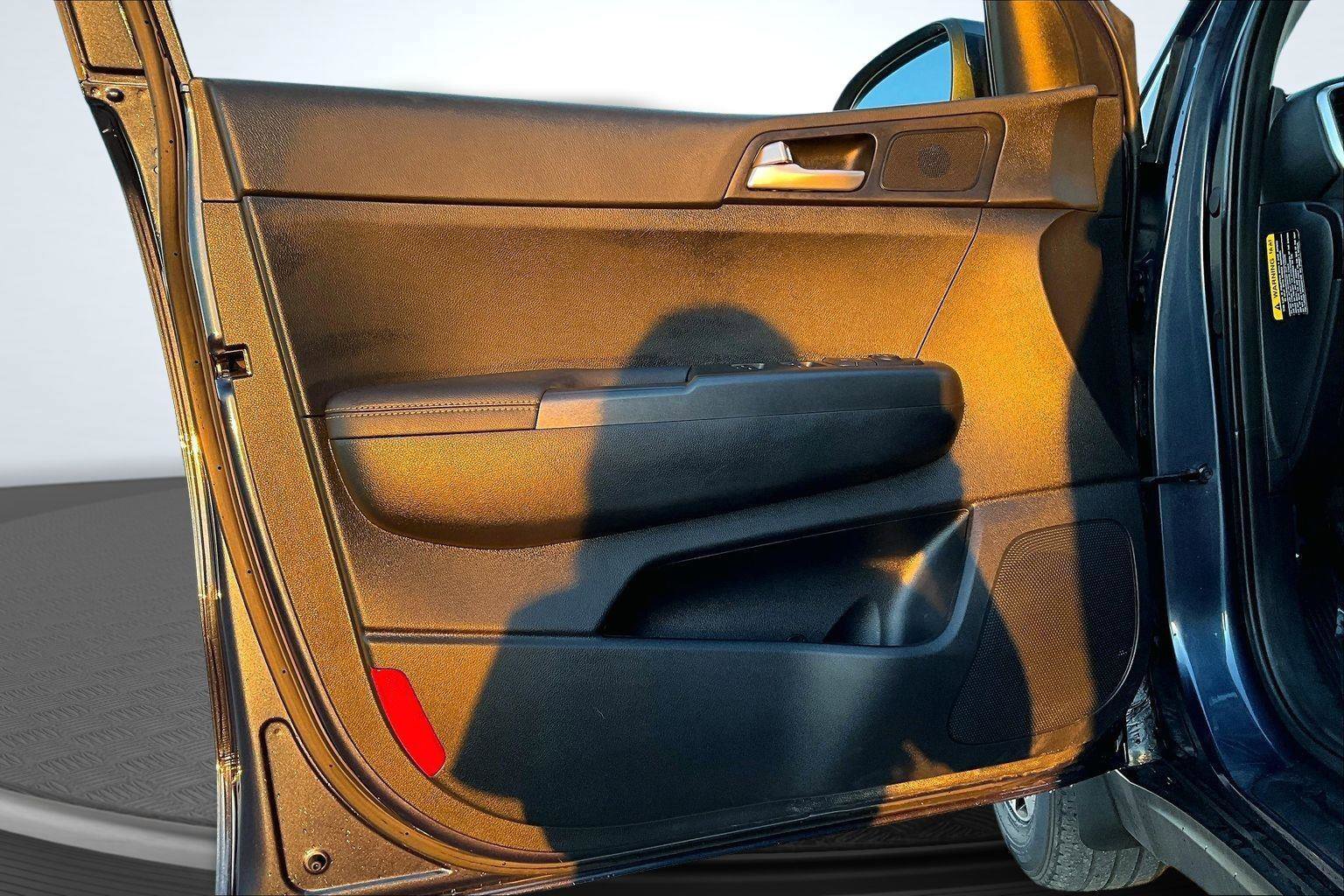 Used 2021 Kia Sportage LX image 22