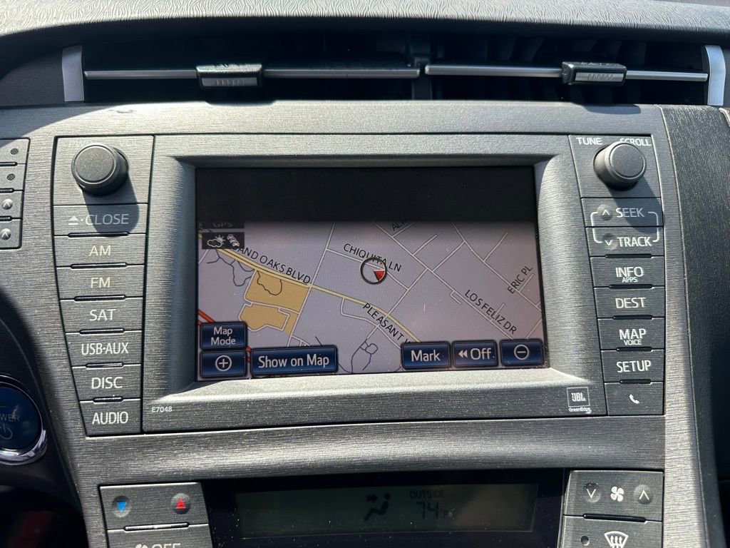 Used 2015 Toyota Prius Prime Advanced FWD image 11