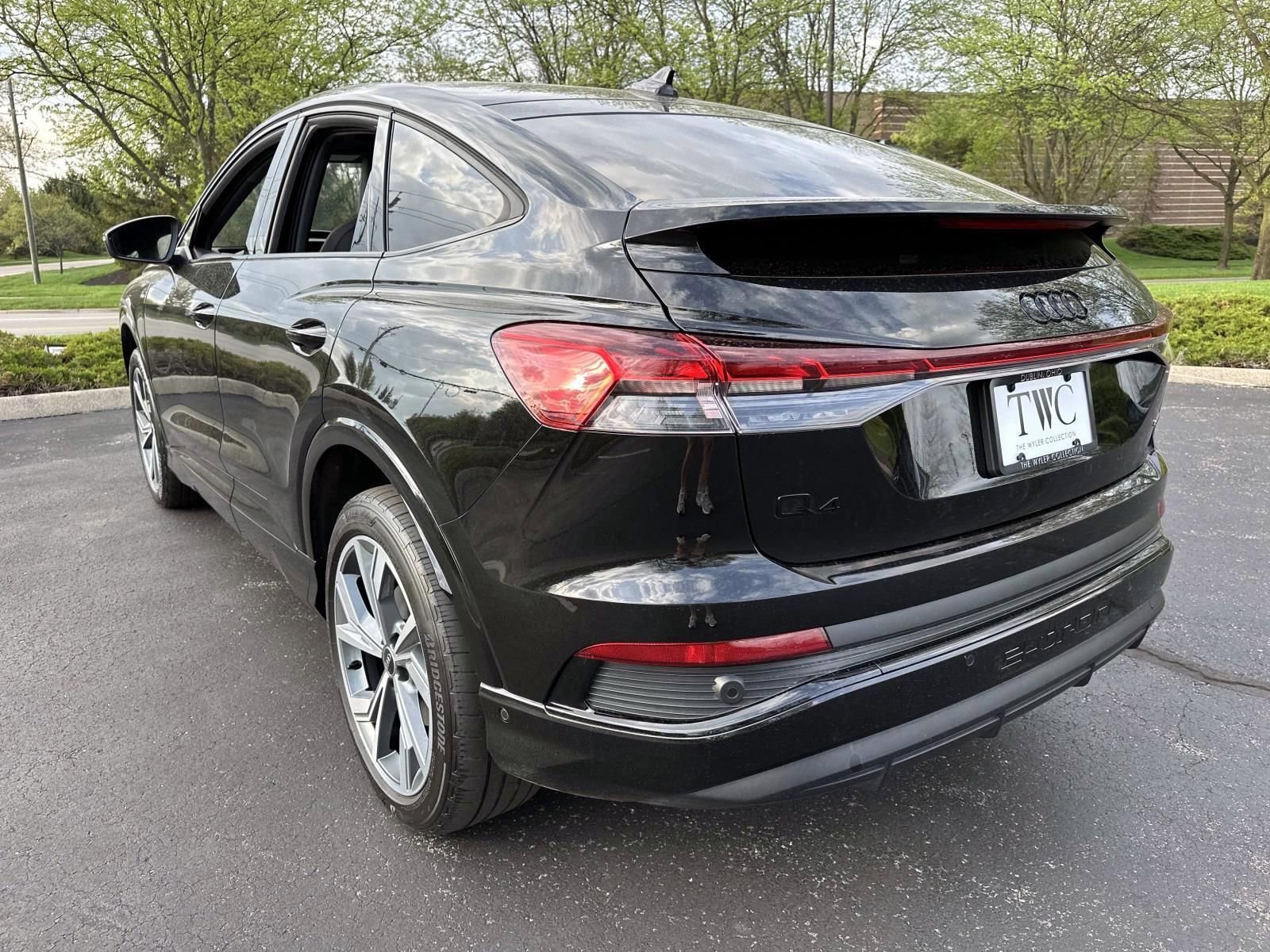 Used 2023 Audi Q4 e-tron Premium Plus w/ Premium Plus AWD/4WD image 7