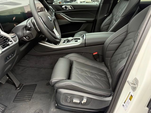 New 2026 BMW X5 sDrive40i w/ Premium Package image 17