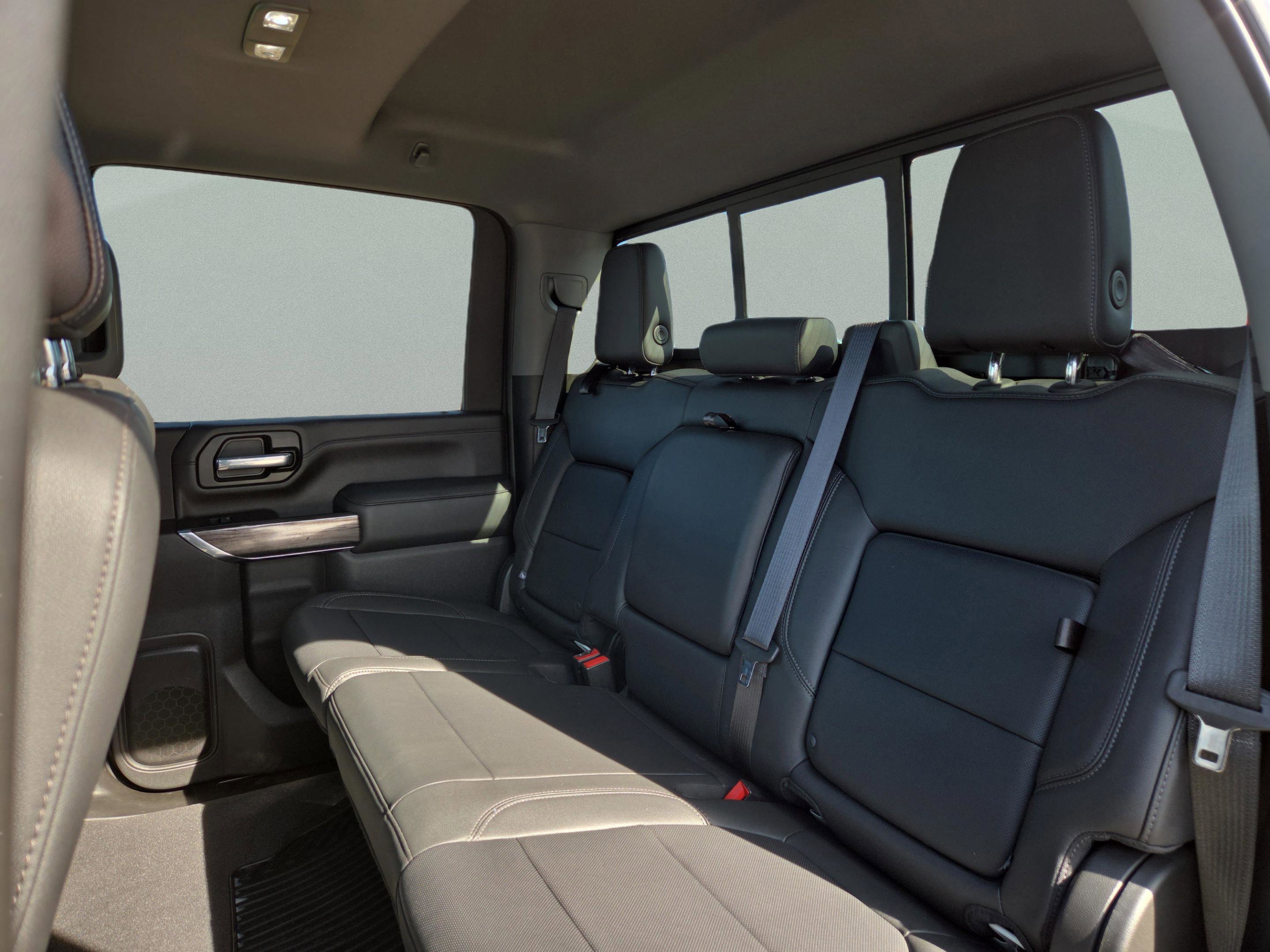 Used 2022 Chevrolet Silverado 2500 LTZ w/ LTZ Plus Package image 26