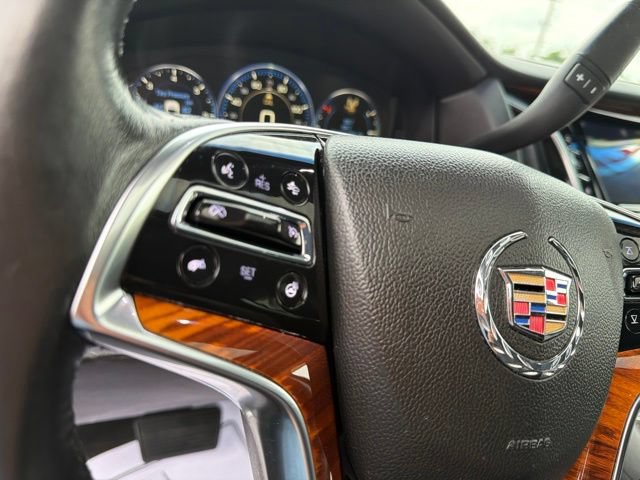 Used 2015 Cadillac Escalade Premium AWD/4WD image 17
