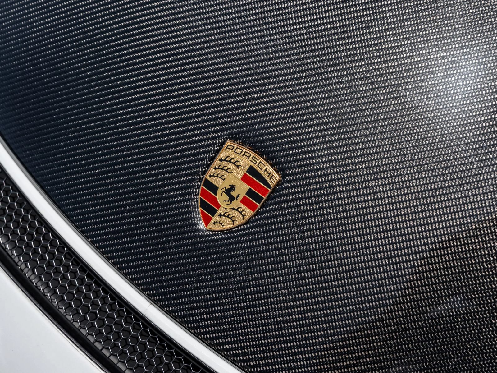 Used 2022 Porsche 718 Cayman GT4 RWD image 37