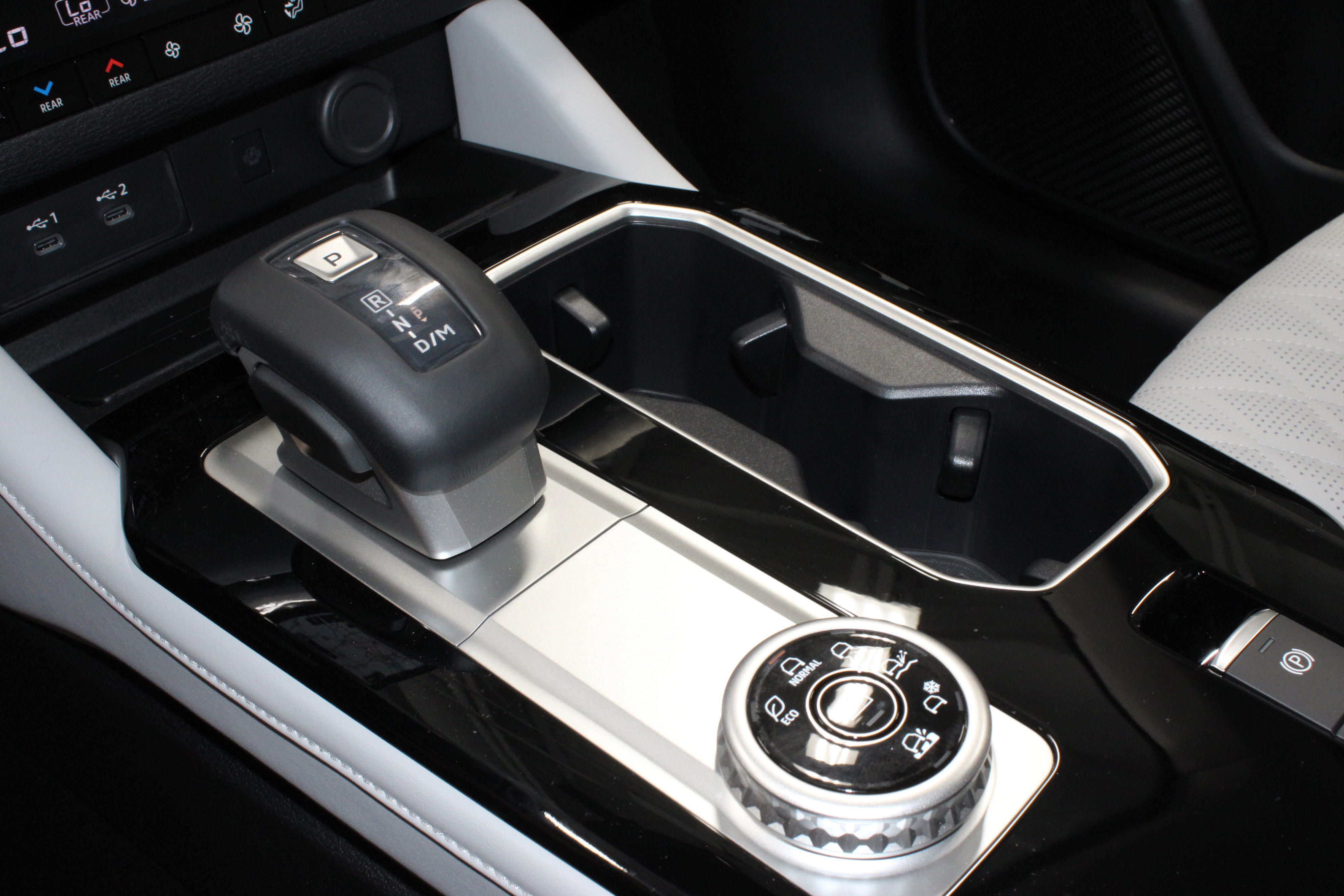 New 2025 Mitsubishi Outlander SEL image 29