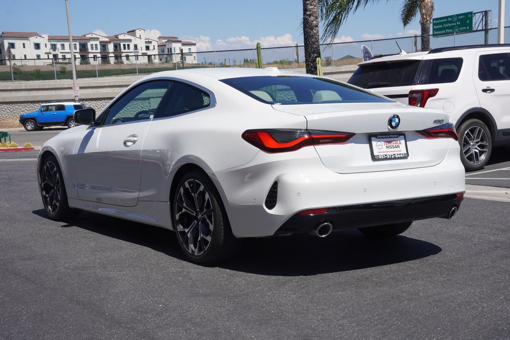 Used 2025 BMW 430i Coupe w/ Premium Package RWD image 6