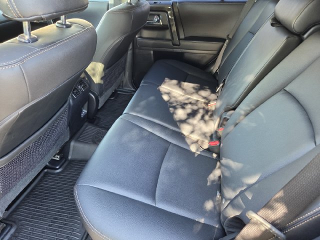 Used 2023 Toyota 4Runner 40th Anniversary SE AWD/4WD image 24