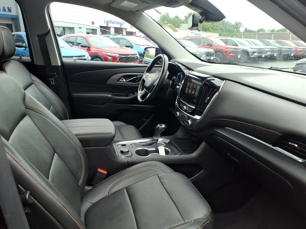 Used 2019 Chevrolet Traverse RS AWD/4WD image 19