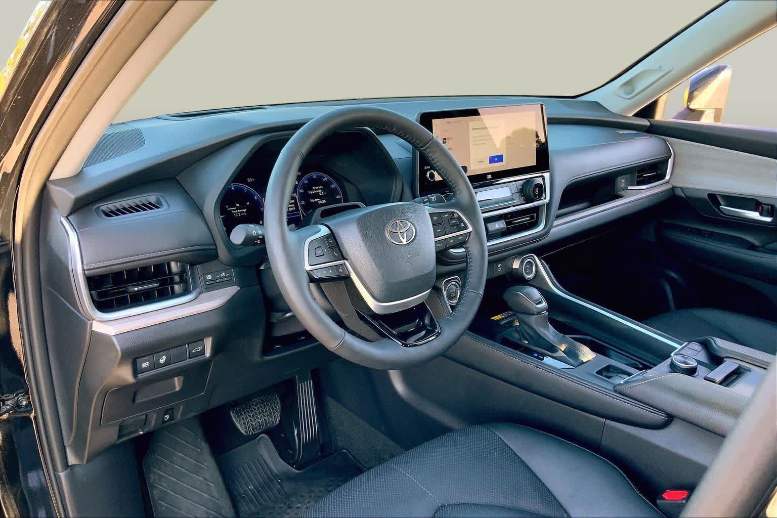 Certified 2026 Toyota Grand Highlander AWD image 17