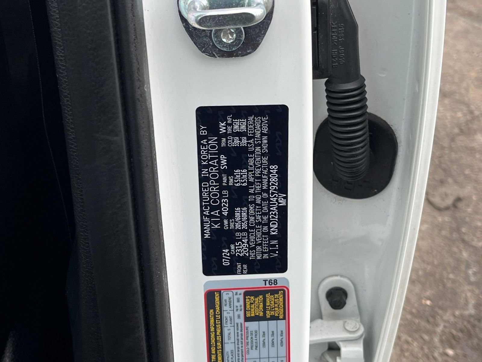 Used 2025 Kia Soul LX w/ LX Technology Package image 24