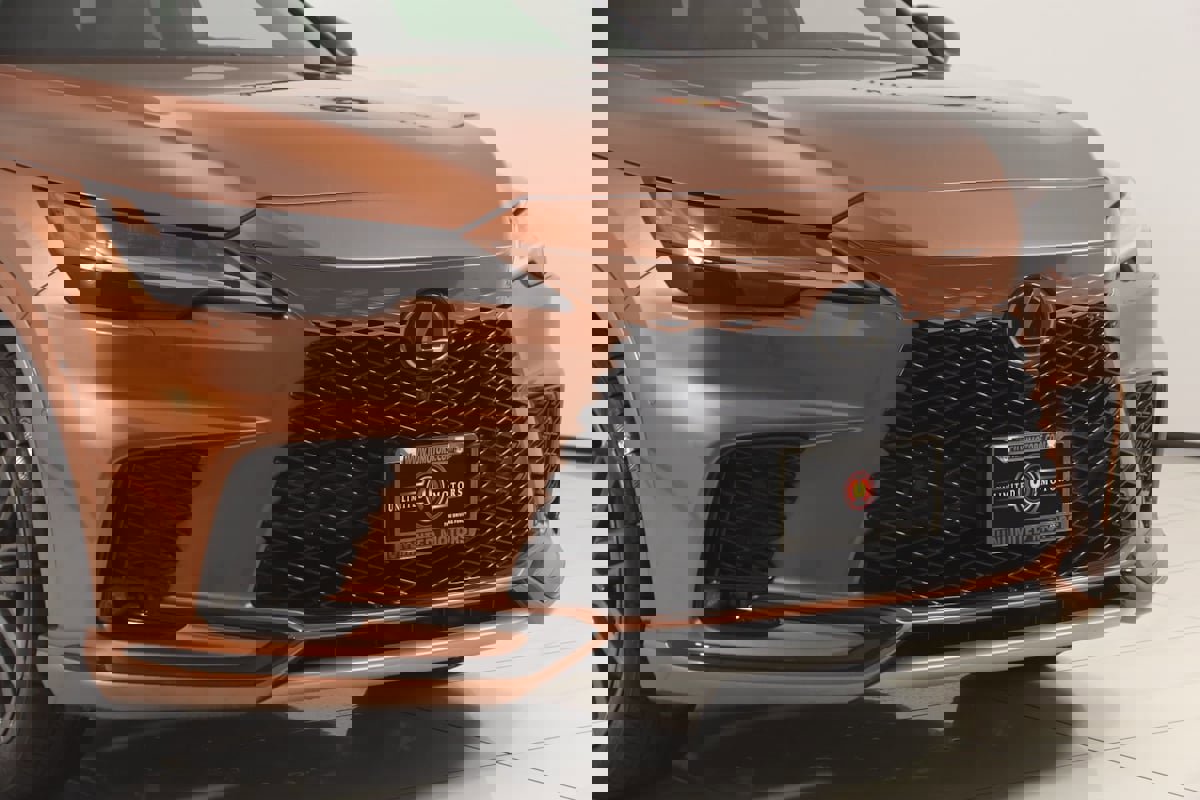 Used 2023 Lexus RX 500h F Sport image 43