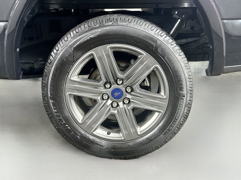 Used 2020 Ford F150 Lariat image 35