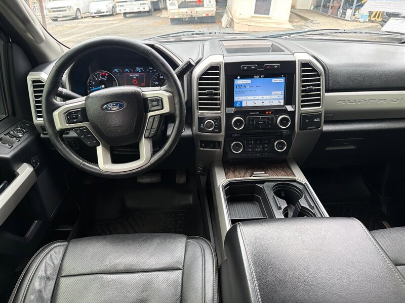 Used 2017 Ford F250 Lariat w/ Lariat Ultimate Package AWD/4WD image 24