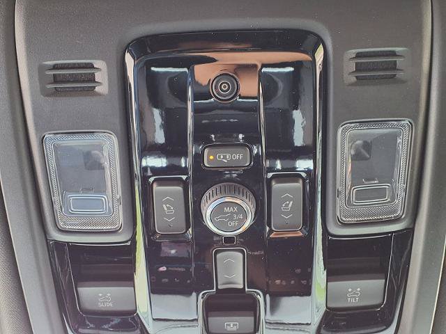 New 2026 GMC Yukon Denali w/ Denali Reserve Package RWD image 18