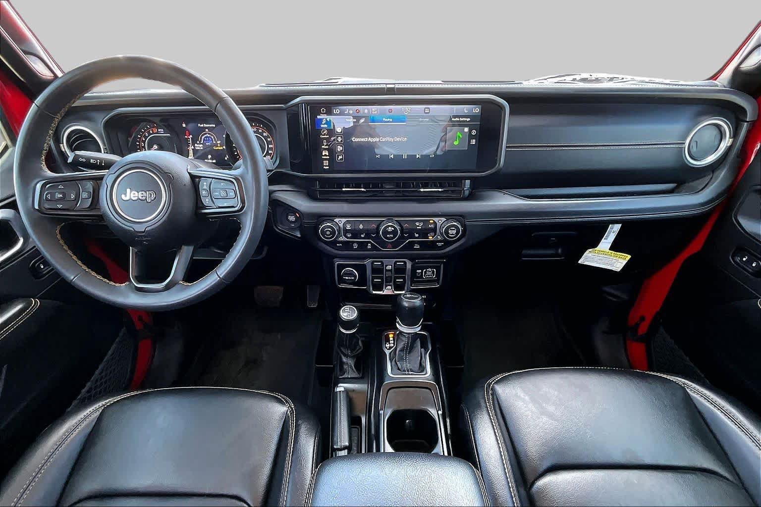 Used 2024 Jeep Gladiator Sport AWD/4WD image 15