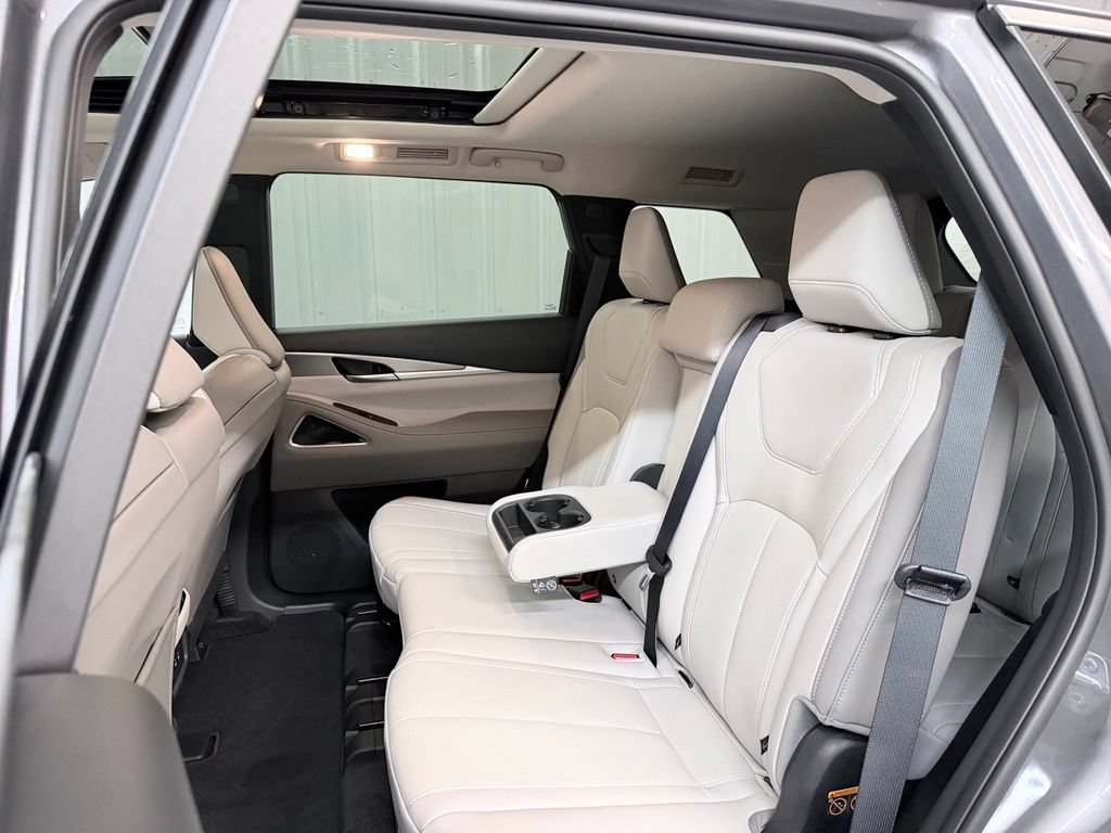 New 2027 INFINITI QX60 Luxe FWD image 40