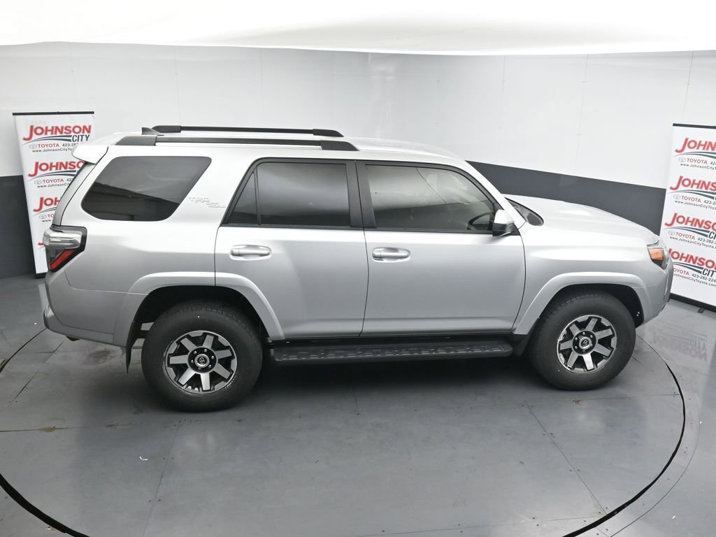 Used 2024 Toyota 4Runner TRD Off-Road AWD/4WD image 17