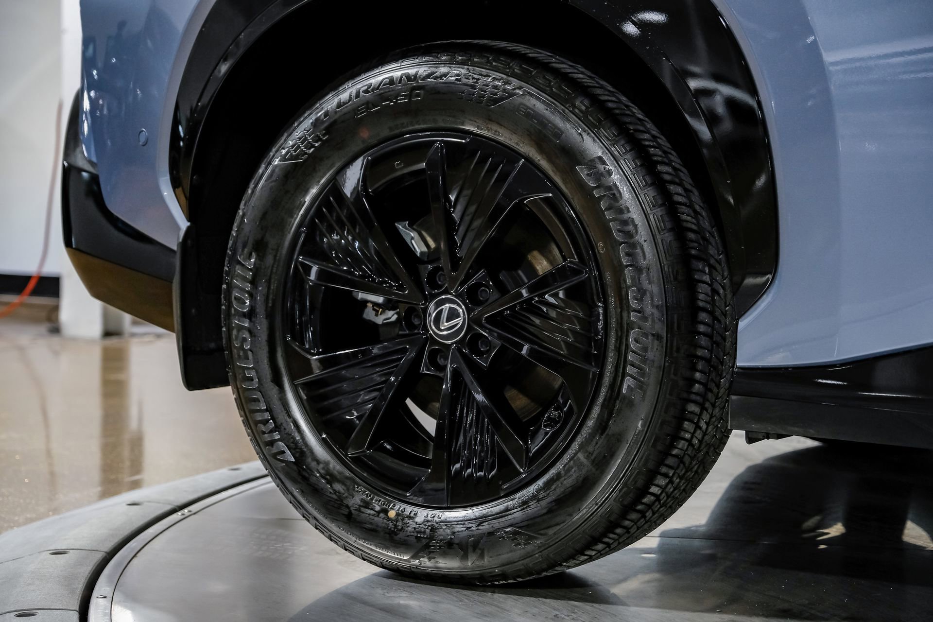 Used 2023 Lexus RZ 450e Premium image 59