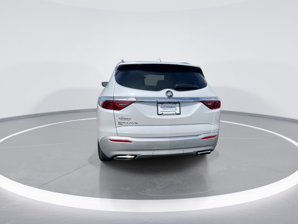 Used 2023 Buick Enclave Essence w/ LPO, Touring Package AWD/4WD image 7