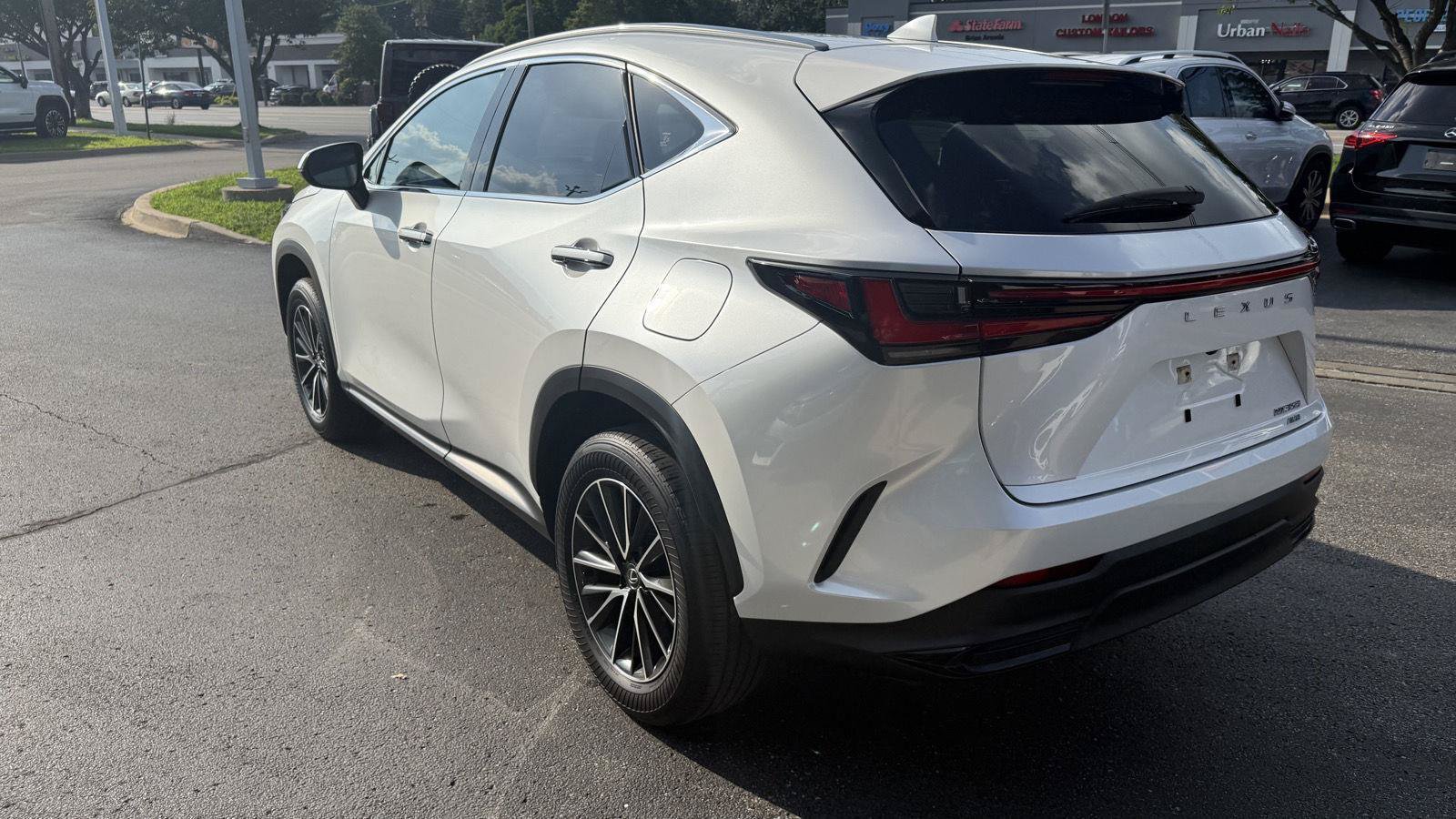 Used 2024 Lexus NX 350 AWD w/ Cold Area Package image 6
