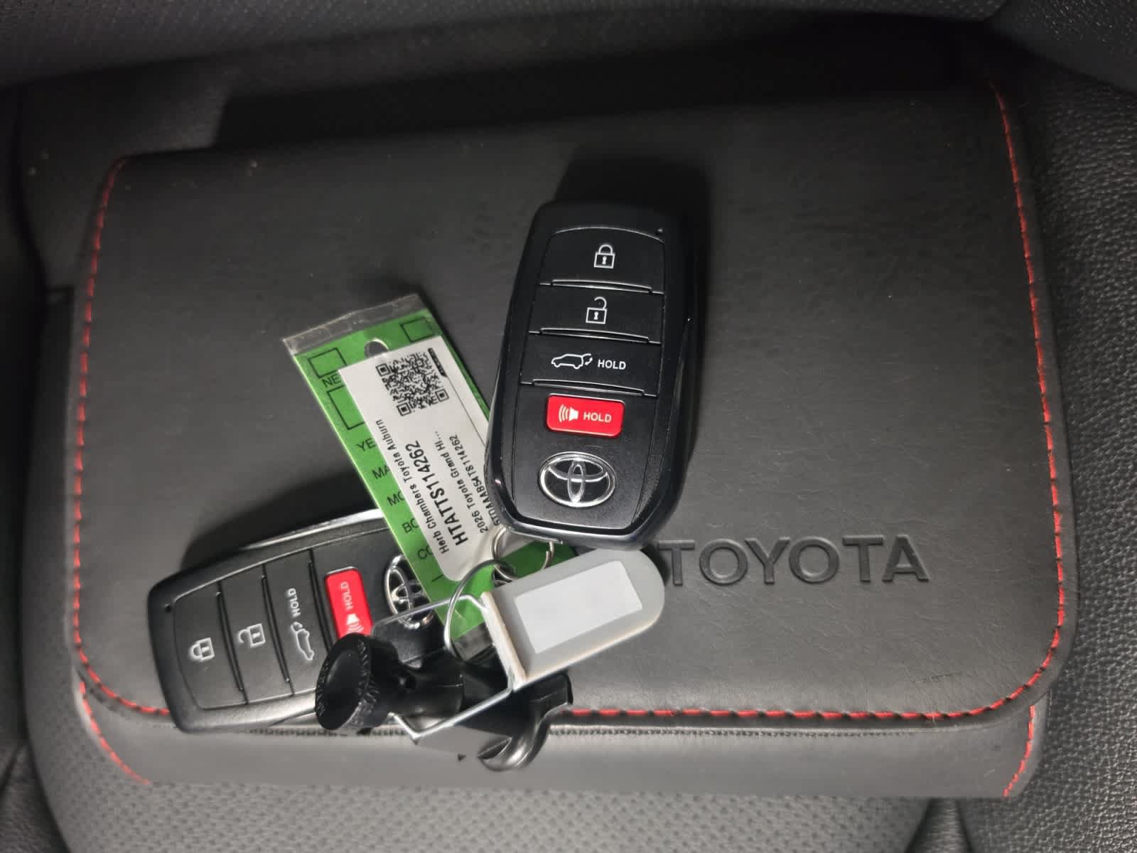 Used 2026 Toyota Grand Highlander AWD image 12