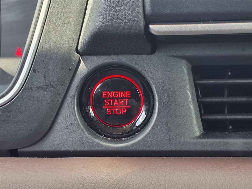 Used 2024 Honda Pilot Elite image 17