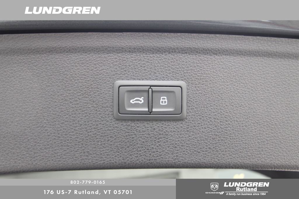 Used 2023 Audi Q5 2.0T Premium w/ Convenience Package image 43