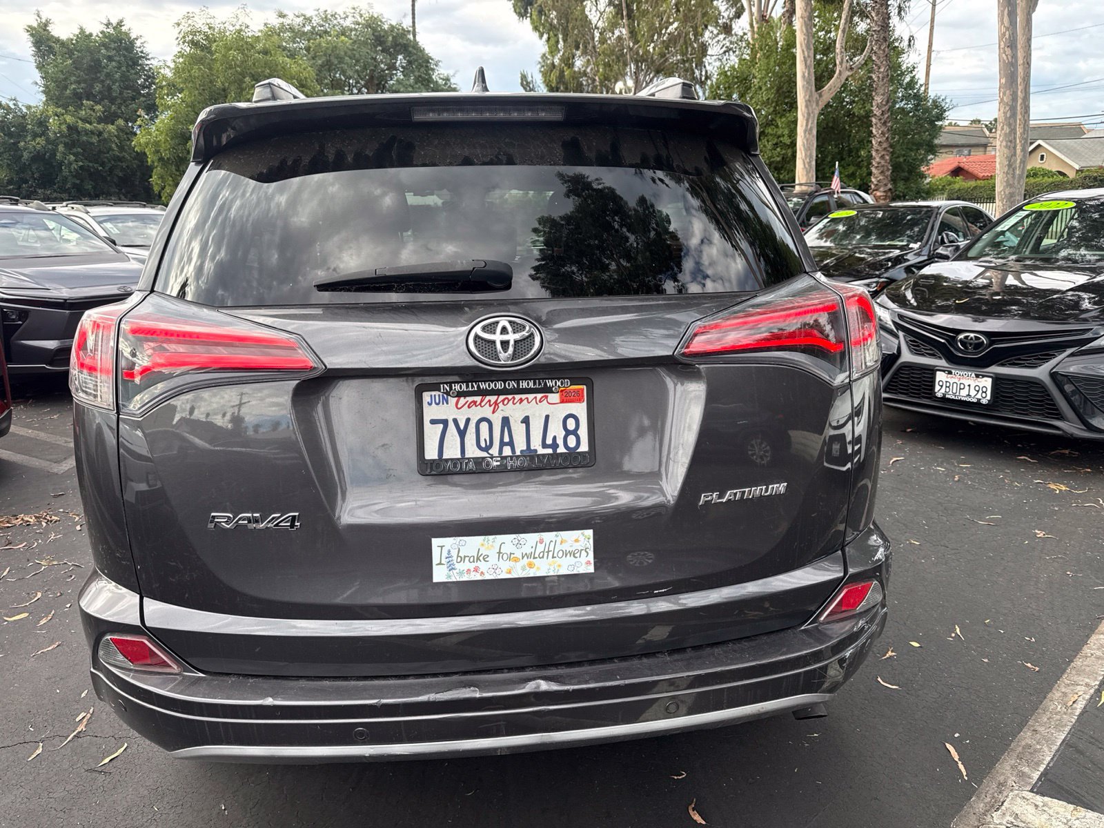 Used 2017 Toyota RAV4 Platinum w/ All Weather Liner Package FWD image 4