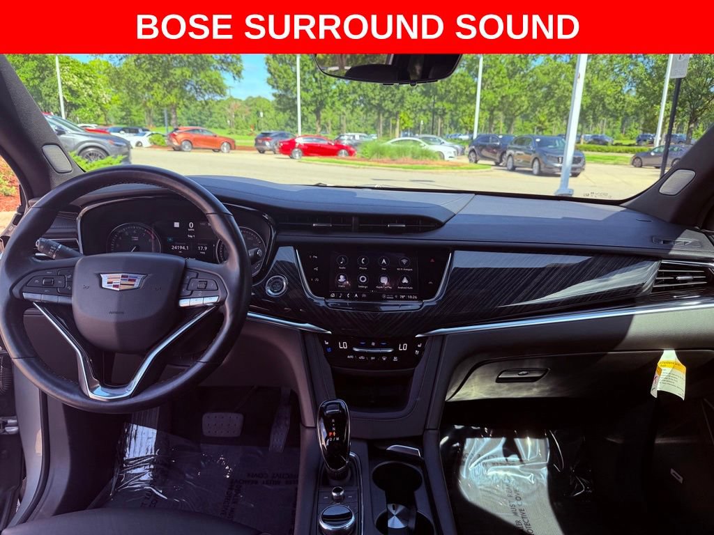 Used 2024 Cadillac XT6 Premium Luxury w/ Technology Package FWD image 12