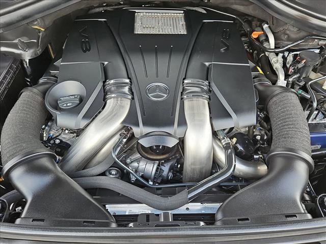 Used 2018 Mercedes-Benz GLS 550 4MATIC image 25