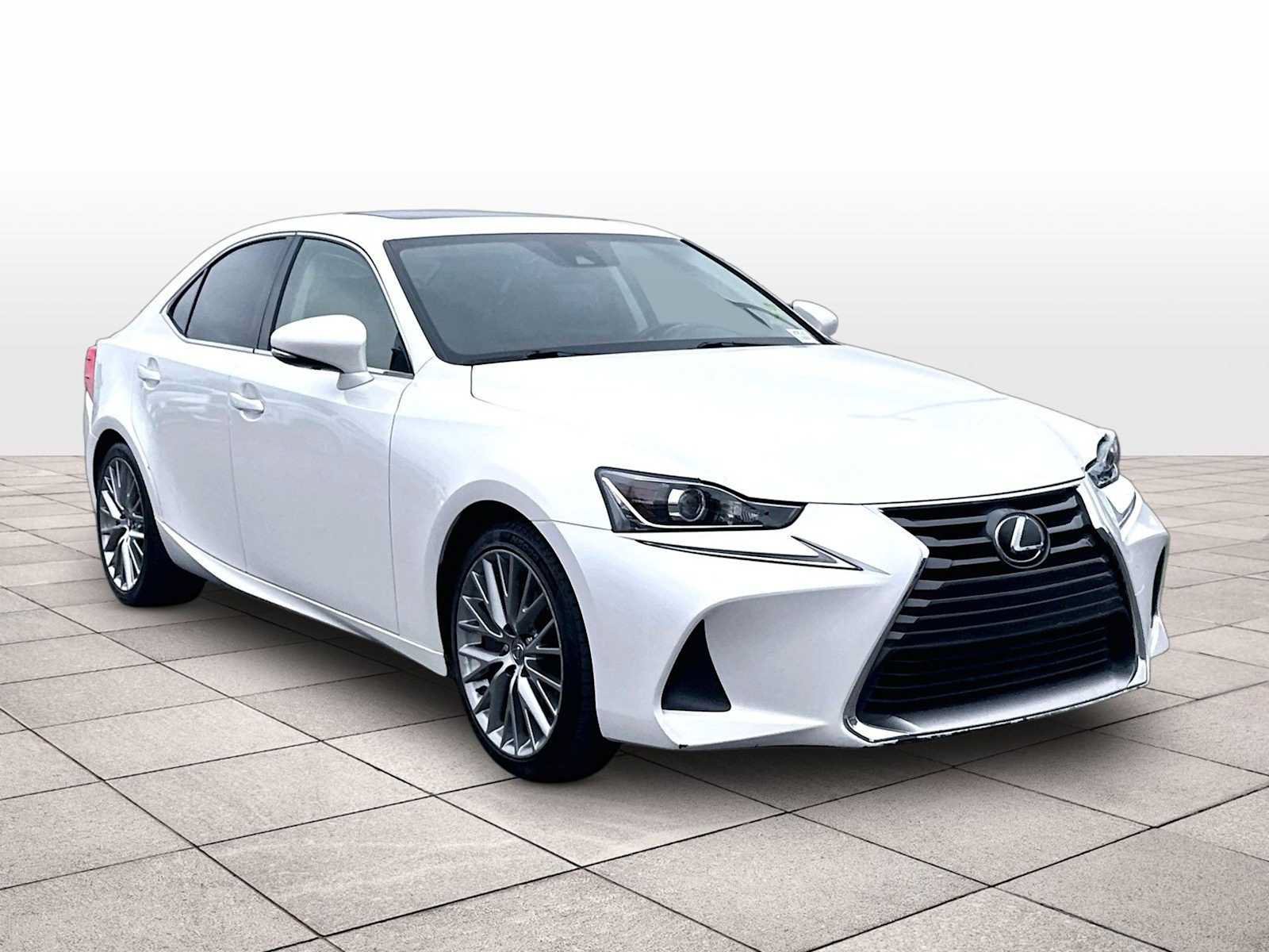 Used 2017 Lexus IS 200t RWD image 2