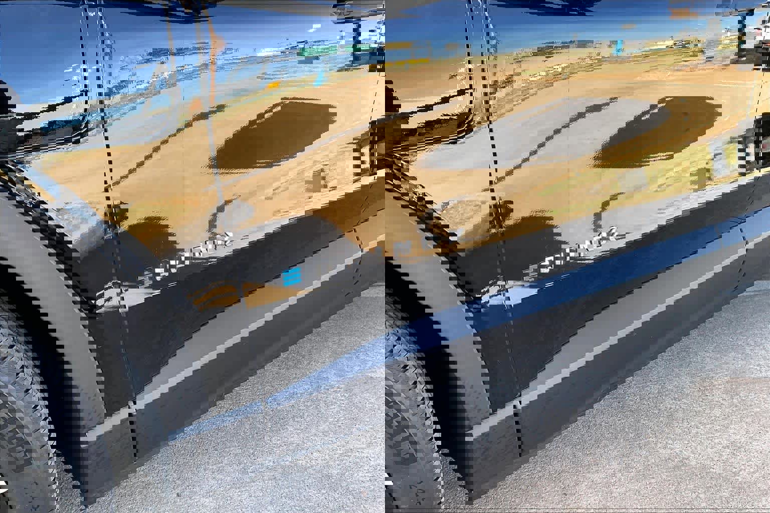 Certified 2025 Chevrolet Equinox EV LT w/ Comfort Package image 10