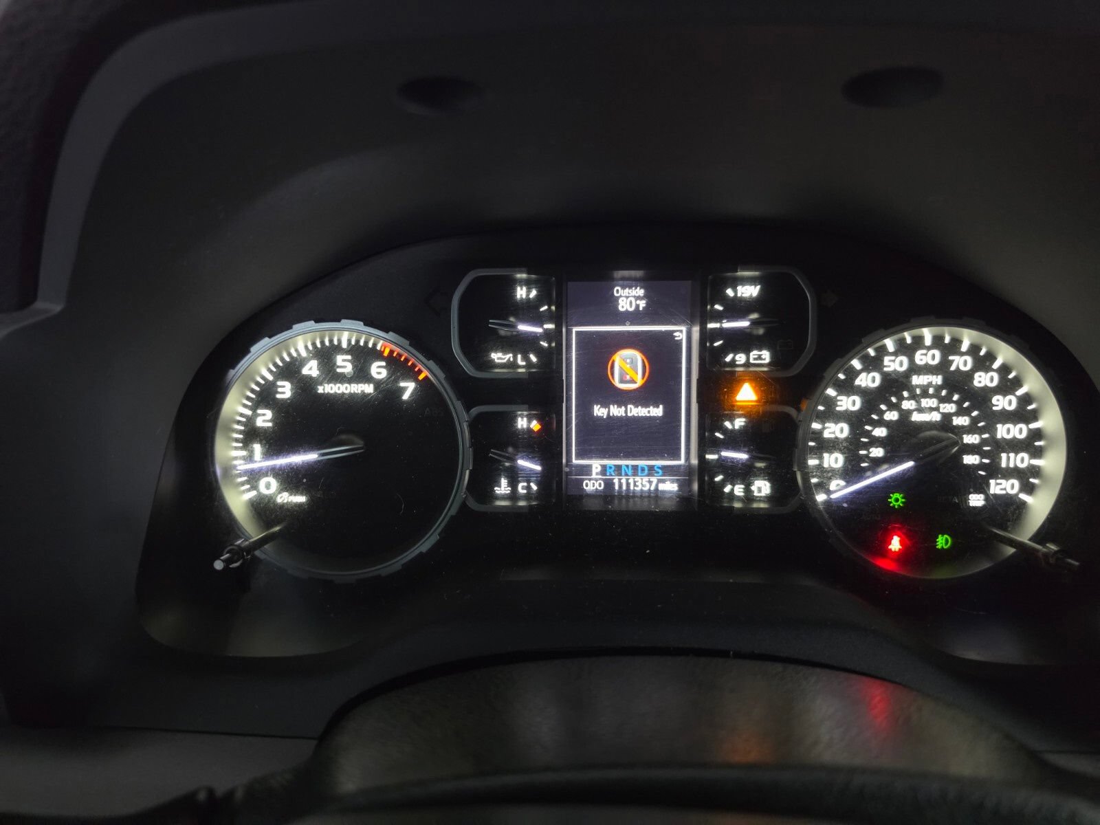 Used 2020 Toyota Tundra SR5 w/ TRD Off-Road Package AWD/4WD image 32