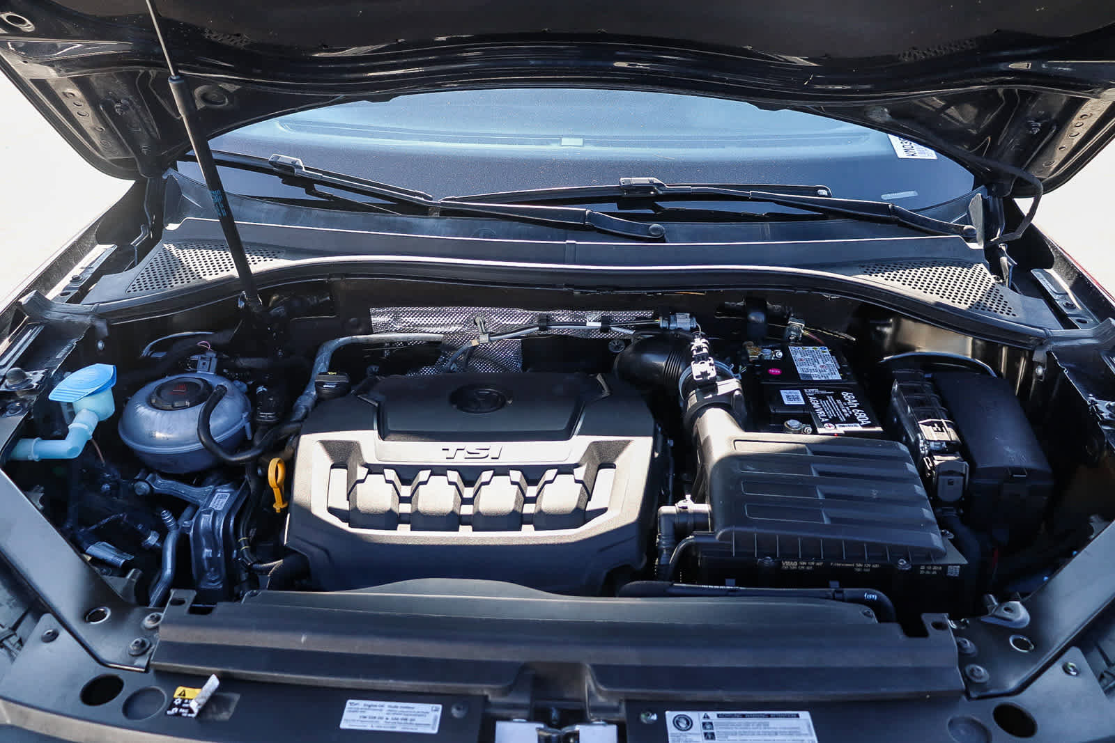 Used 2019 Volkswagen Tiguan SE image 29