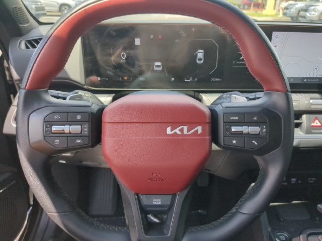 Used 2025 Kia K4 GT-Line w/ GT-Line Premium Package FWD image 33