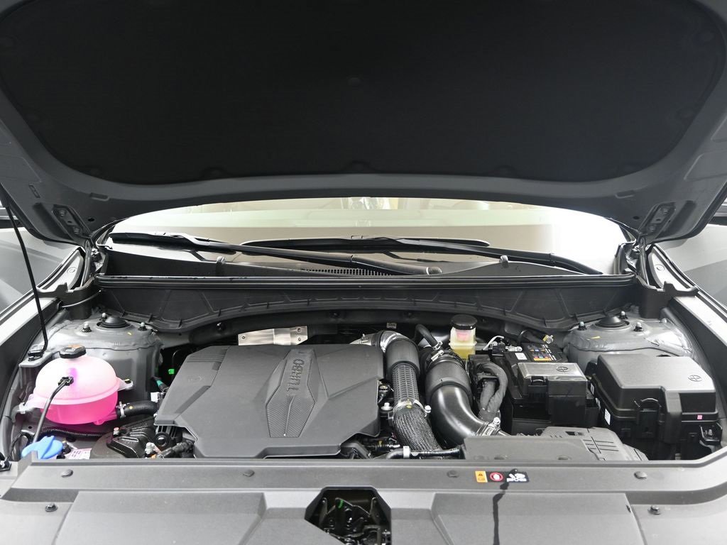 Certified 2025 Hyundai Santa Cruz Limited image 10