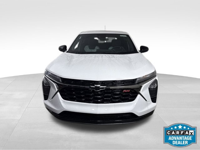 New 2026 Chevrolet Trax RS FWD image 2