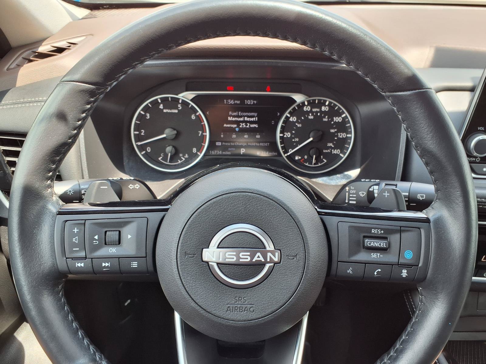 Used 2023 Nissan Rogue SL AWD/4WD image 15