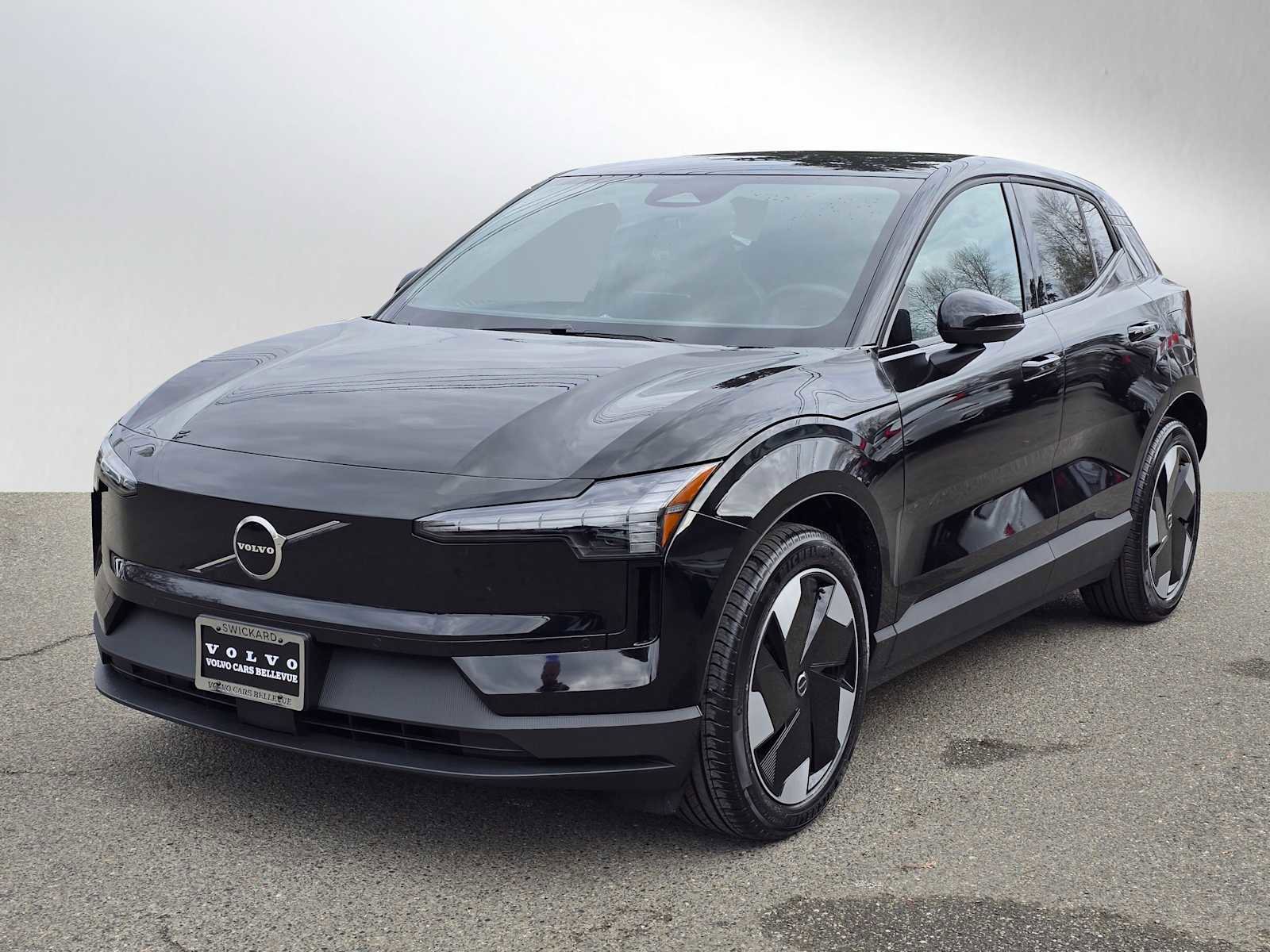 New 2026 Volvo EX30 Plus w/ Protection Package Premier AWD/4WD image 7