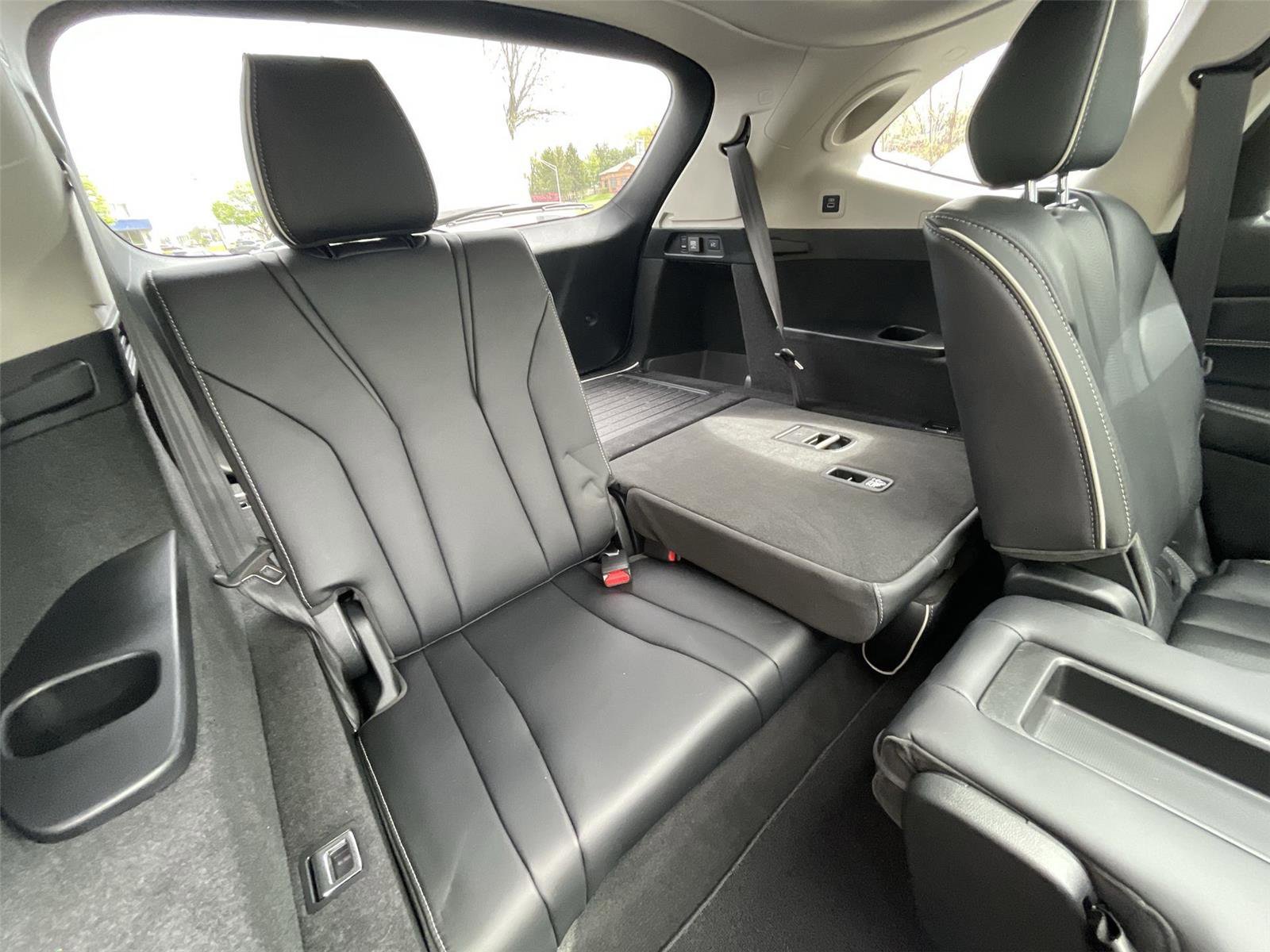 Certified 2023 Acura MDX SH-AWD w/ Advance Package image 24