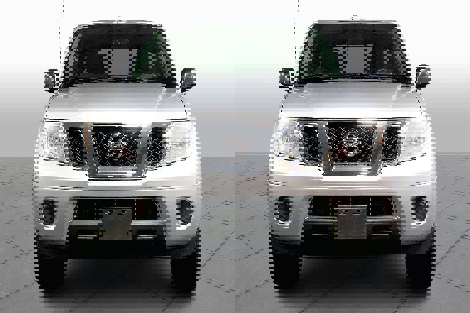 Used 2014 Nissan Frontier SV image 4