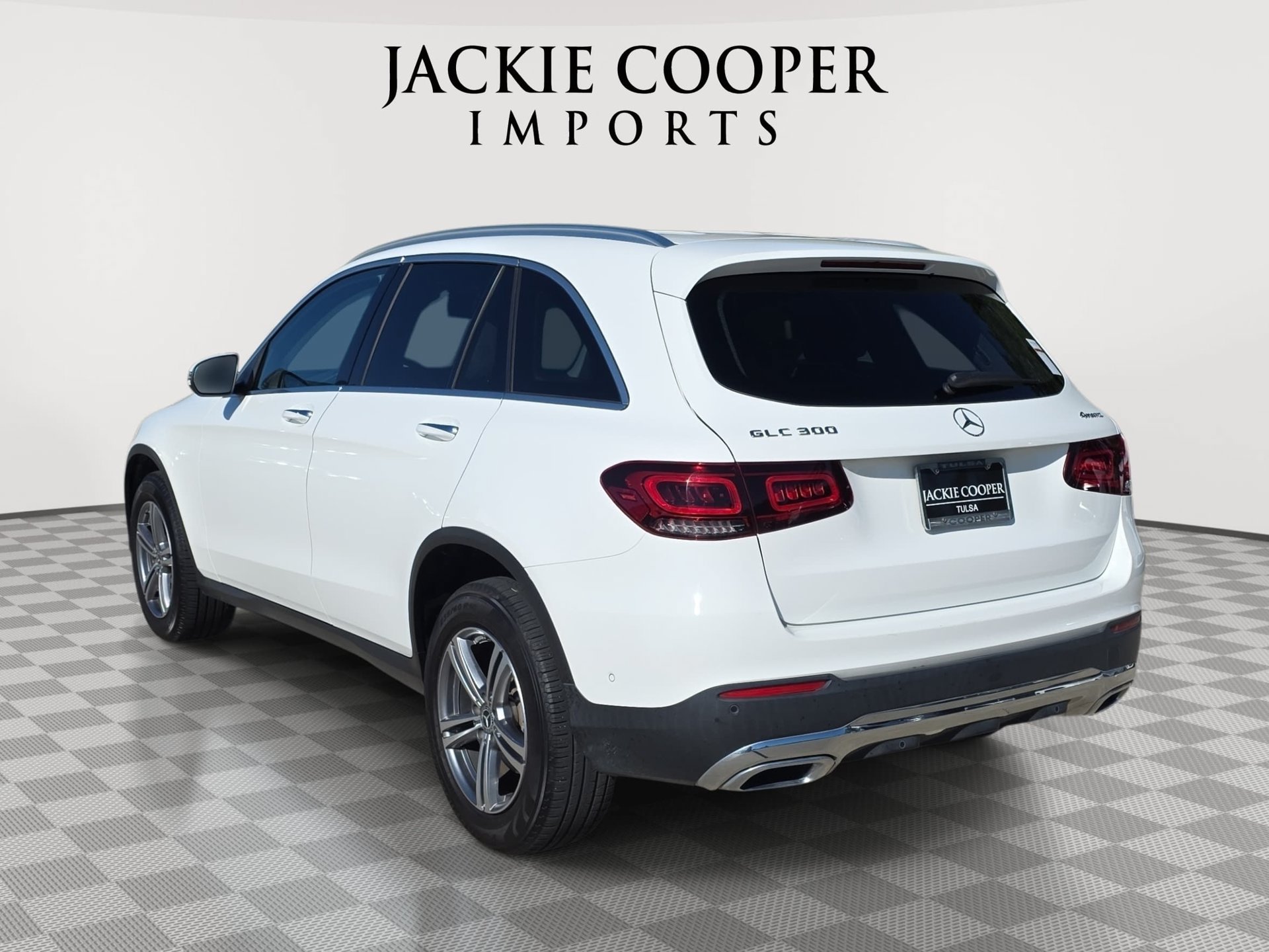 Used 2021 Mercedes-Benz GLC 300 4MATIC image 7