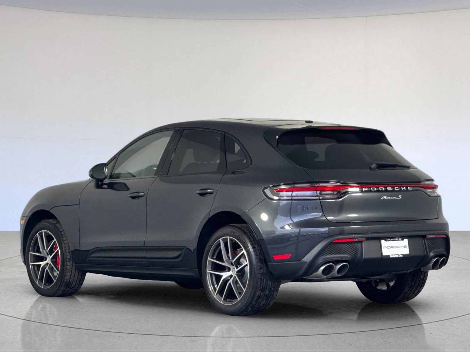 Used 2026 Porsche Macan S AWD/4WD image 3