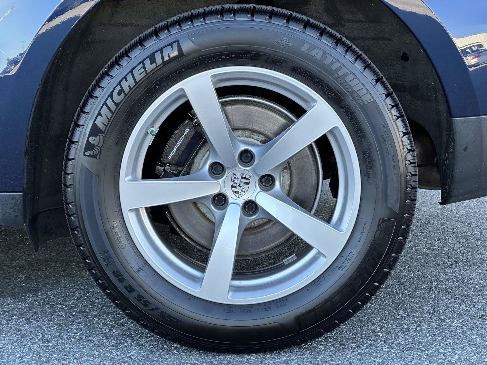 Used 2021 Porsche Macan AWD/4WD image 16